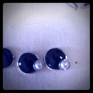 Rhodium Silver round pearl studs